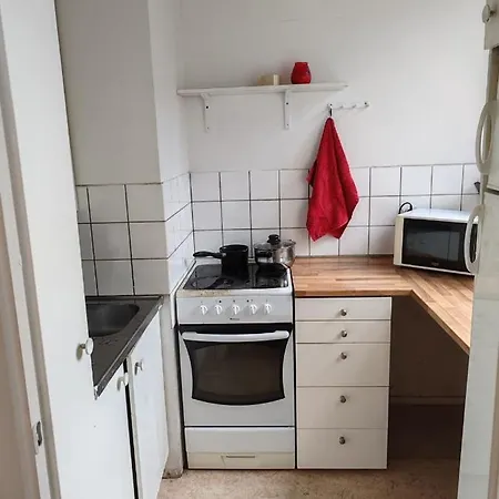 Near Tikkurila Railwaystation With Free Parking Lägenhet Vanda